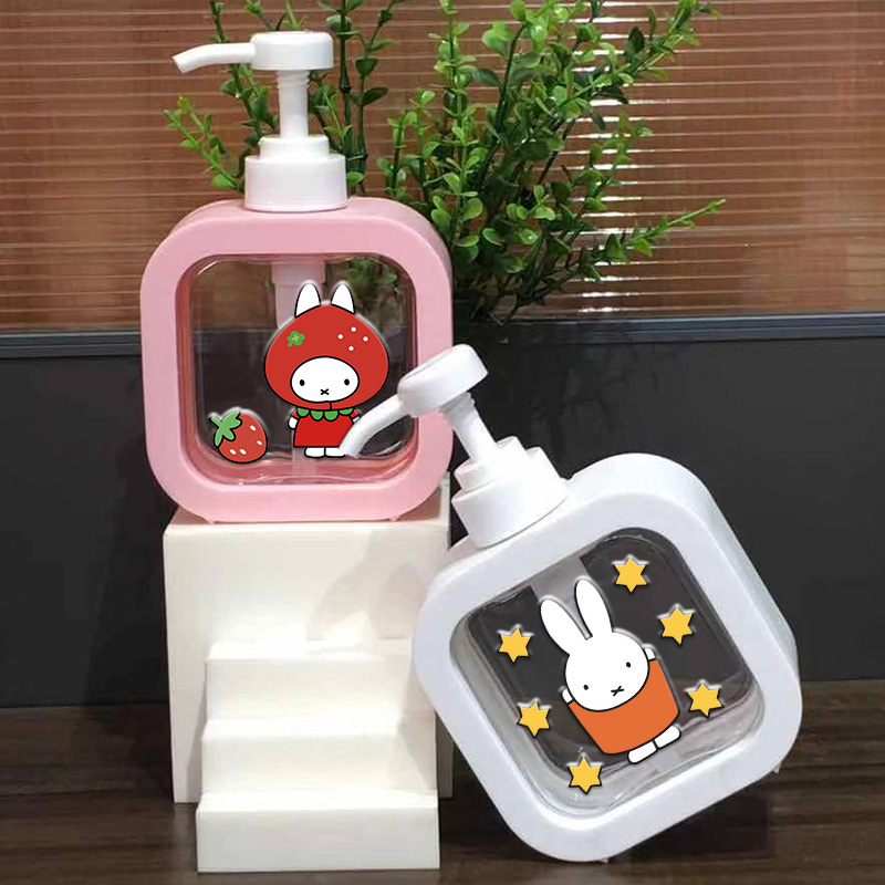 Home Goods Bathroom - 300 ミリリットルミッフィーシリーズバスポンプボトル空の詰め替え可能な漫画ローションディスペンサーポータブル容器シャワージェル誕生日ギフト用
