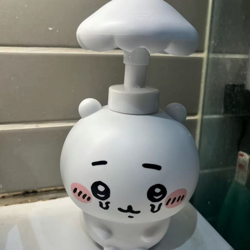 ちいかわボトル かわいいきのこ型ハンドサニタイザーボトル 浴 - Home Goods Bathroom のレビューと価格