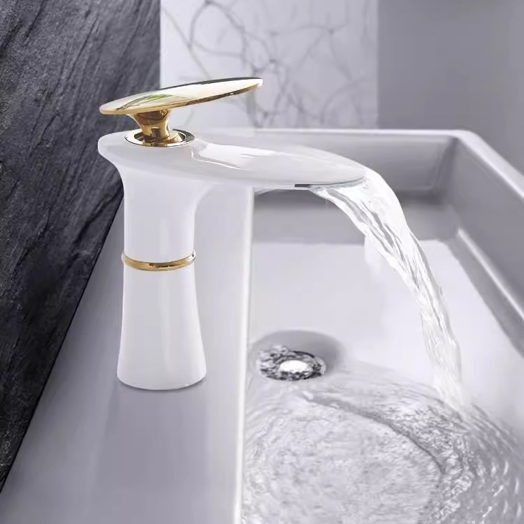 滝状洗面台蛇口 ホワイトゴールド 温冷混合水栓 洗面シンク用 - Home Hardware Bathroom Faucets のレビューと価格