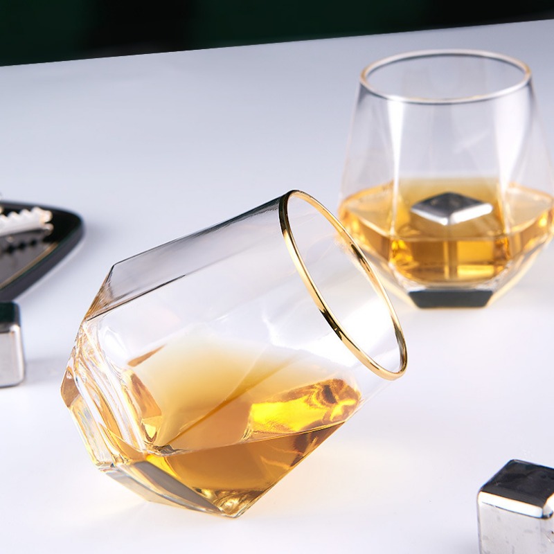 カラフルな透明なガラスの六角形、ボトルとワインカップ、家庭用 - Yamazaki Home Bathroom Storage のレビューと価格