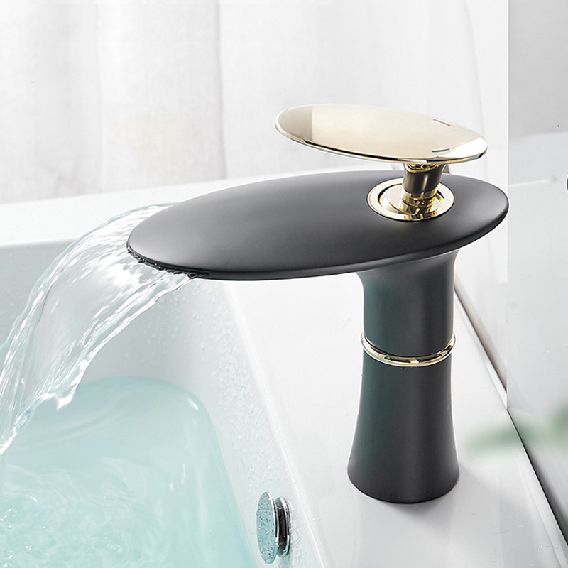 真ちゅう製の黒い蛇口,温水および冷水ミキサー,バスルームクレ - Home Hardware Bathroom Faucets のレビューと価格